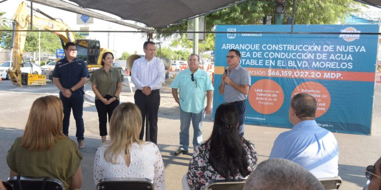 Inicia Toño Astiazarán obra que mejorará el abasto de agua en cien colonias.