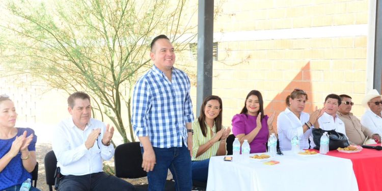 Primera piedra del telebachillerato en Estación Corral es un hecho histórico para la comunidad: diputado Iram Solís.