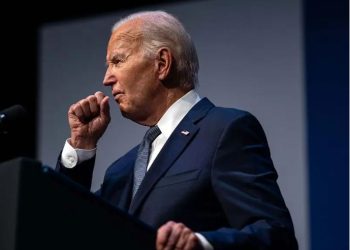 Joe Biden cede y renuncia a su candidatura presidencial en EU.