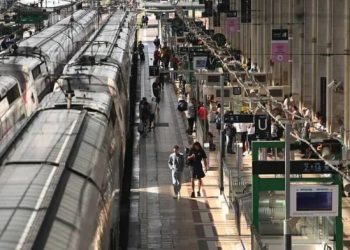 Sabotean red ferroviaria de Francia previo a ceremonia de los Juegos de París.