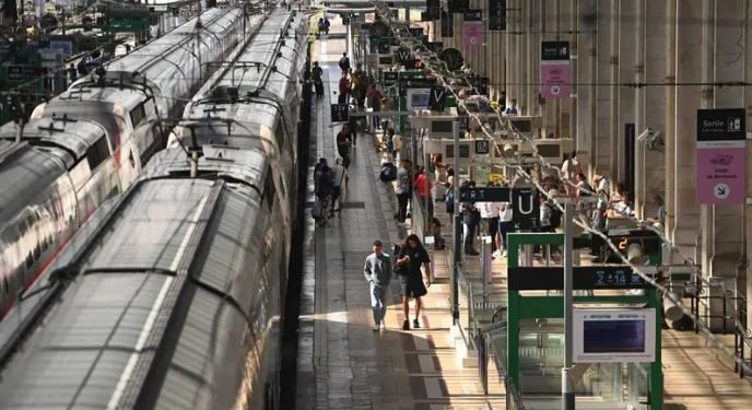 Sabotean red ferroviaria de Francia previo a ceremonia de los Juegos de París.