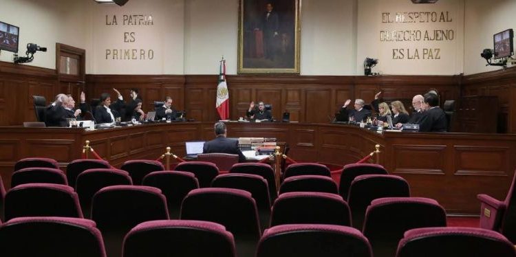 Ex jefes de Estado de 23 países condenan reforma al Poder Judicial.