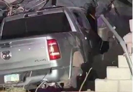 FGJE investiga choque de exboxeador sonorense que dejó sin vida a un hombre.