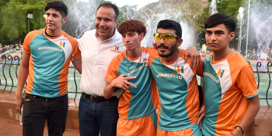 Abandera Toño Astiazarán a selección Hermosillo de deporte adaptado.