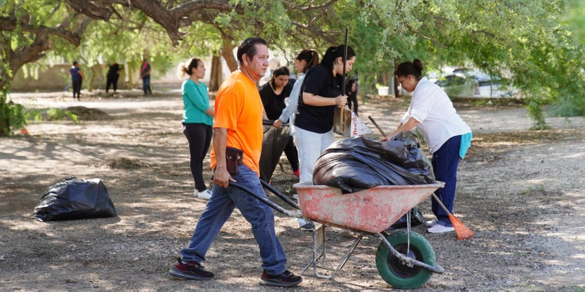 Gran participación de la comunidad escolar en la jornada de limpieza “Pilas con el aseo”: SEC