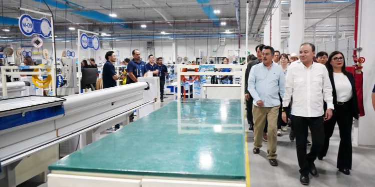 Atrae Gobernador Durazo más de mil nuevos empleos con inauguración de la planta Kyungshin México-Obregón.