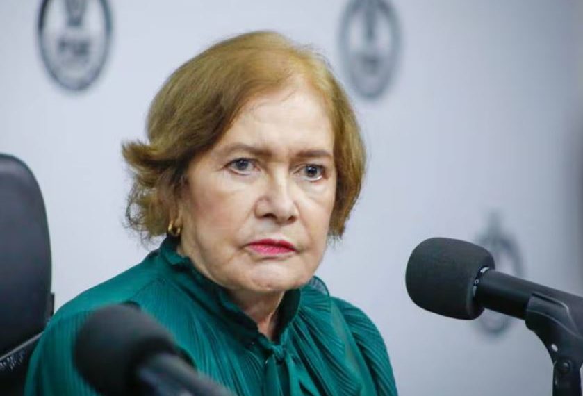 Fiscal de Sinaloa renuncia tras inconsistencias halladas por la FGR por el asesinato de Héctor Cuén.