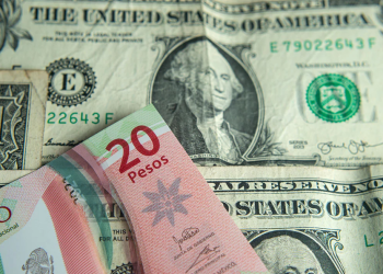 Dólar registra su mayor nivel frente al peso desde finales de 2022.