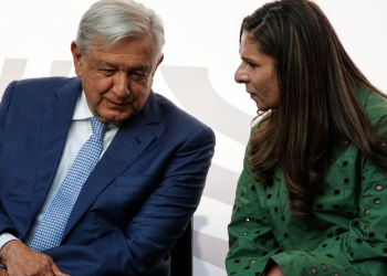 Conade de Ana Guevara paga 36 millones a empresa con antecedentes de incumplimiento.