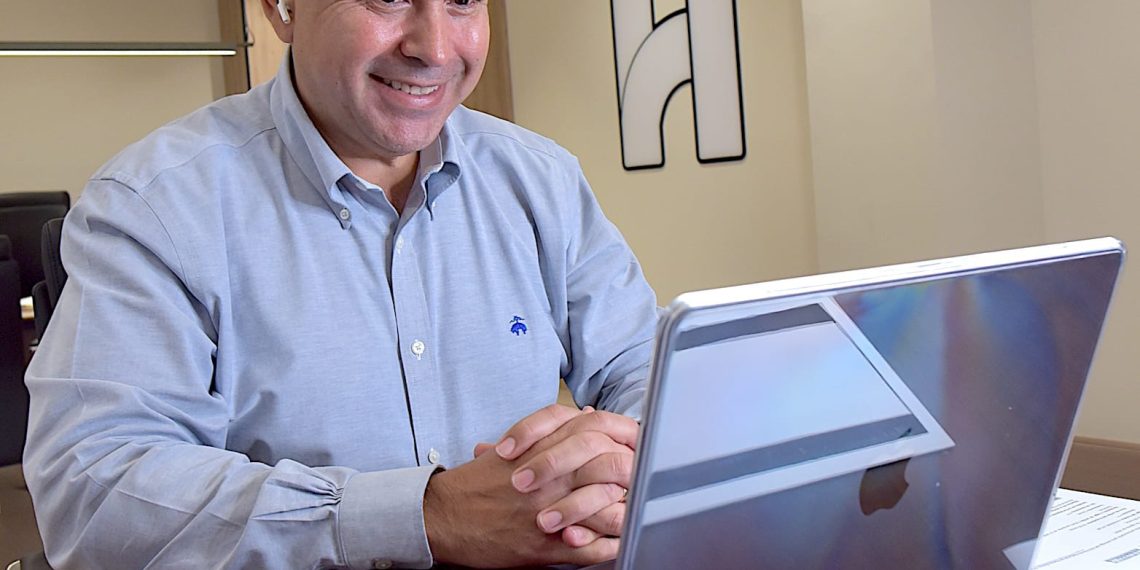 Entrega Antonio Astiazarán XXII Premio Nacional de Poesía Alonso Vidal.