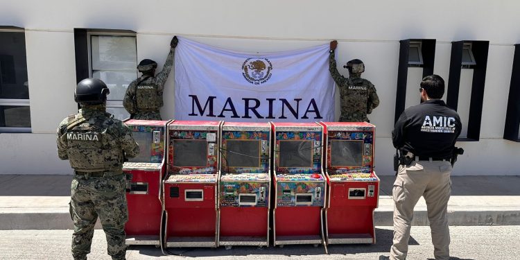 Aseguran 34 máquinas “tragamonedas” en cateos realizados en Hermosillo, Cajeme y San Luis Río Colorado.