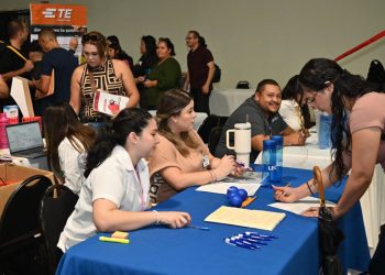 Gobierno de Sonora ofrece más de 2 mil empleos en Hermosillo.
