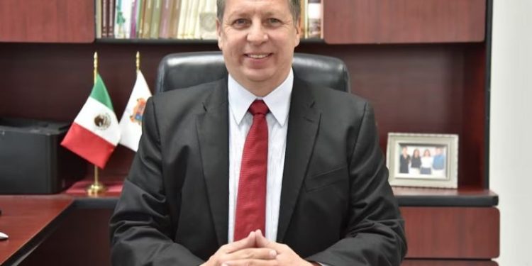 Atacan a balazos a presidente del Tribunal Electoral de Tamaulipas.