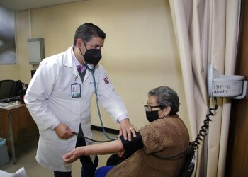 Otorgó IMSS más de 36 millones de Consultas de Medicina Familiar a personas mayores durante 2023.