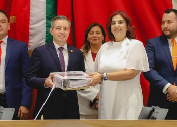 Rinde protesta la 64 Legislatura del Congreso de Sonora.