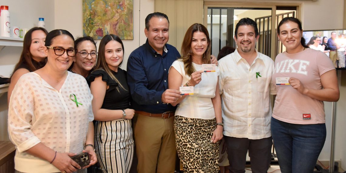 Comparten Patricia Ruibal y Toño Astiazarán entusiasmo por la cultura de donación de órganos.