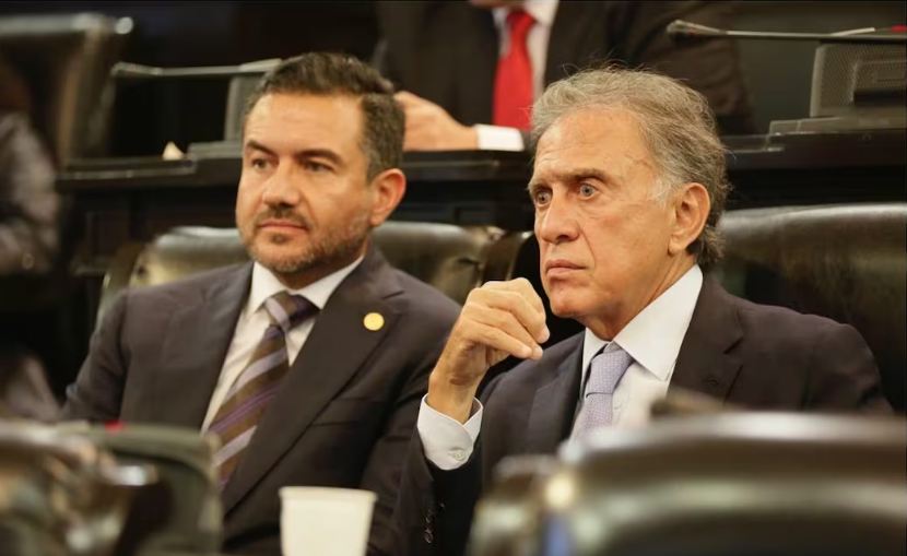 PAN expulsa a Yunes Márquez y Yunes Linares por votar a favor de reforma judicial.