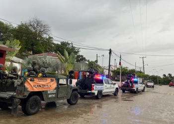 Suman tres muertos en Guerrero tras impacto del Huracán John; “entró fuerte, con muchas lluvias”, señaló AMLO.