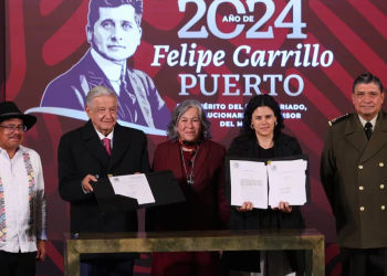 En su último día de gobierno, AMLO firma reformas constitucionales de la Guardia Nacional y de pueblos indígenas.