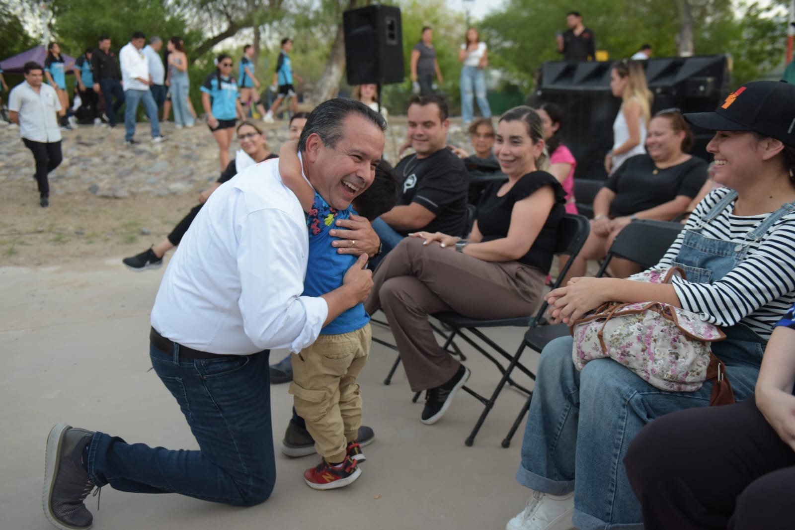 Entrega Toño Astiazarán mejoras a Parque Villa Feliz.