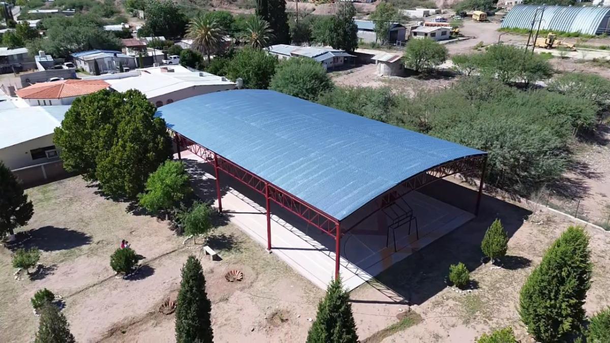 Invierte Gobierno de Sonora más de 10 MDP en obras y transporte escolar en Bacerac.