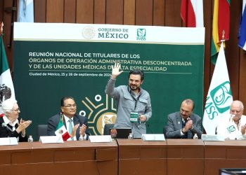 Instruye Zoé Robledo a las autoridades del IMSS cumplir prioridades en salud del nuevo gobierno.