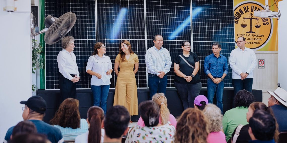 Anuncia Toño Astiazarán que sumarán mil familias a “Hogar Solar”.