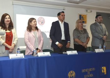 Inauguran rectora y titular de la SEC el X Congreso Regional de Economía en la Unison.