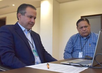 Destaca Toño Astiazarán programas innovadores en Hermosillo en foro internacional.