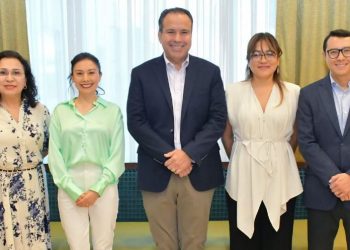 Impulsa Toño Astiazarán “Escudo Solar” para la construcción de vivienda sustentable en Hermosillo.