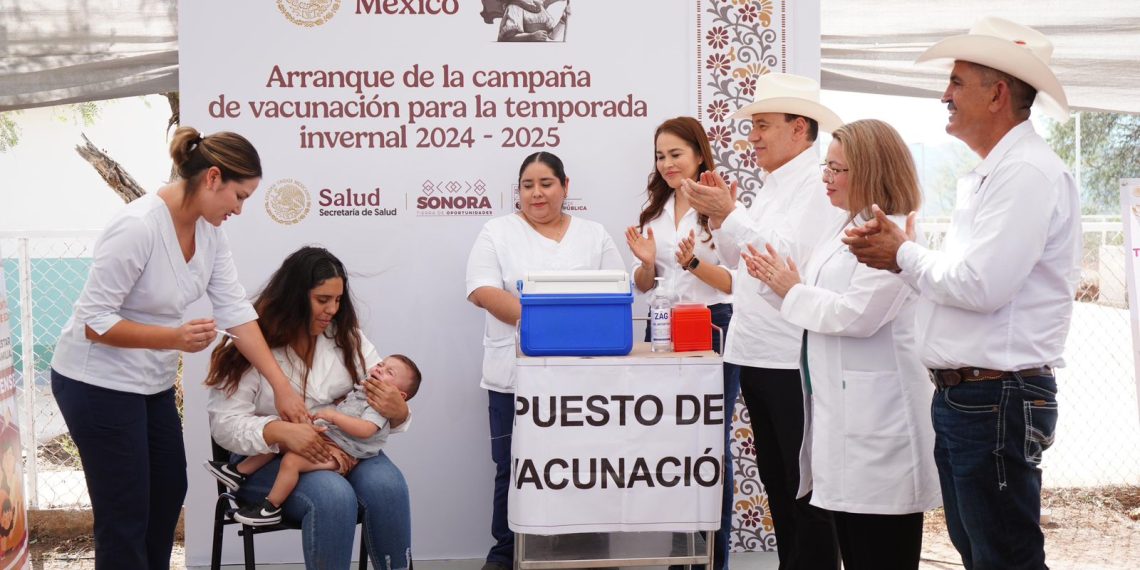 Fortalece Gobernador Durazo educación y salud en comunidades de la sierra con entrega de becas y jornada de vacunación.