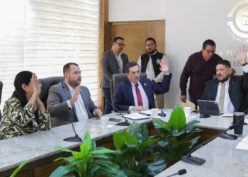 Aprueban en comisión reforma a la Ley Orgánica del Poder Ejecutivo estatal.