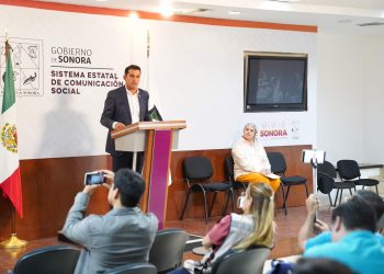 Beneficia Gobierno de Sonora a cerca de 700 mil estudiantes con seguro escolar.