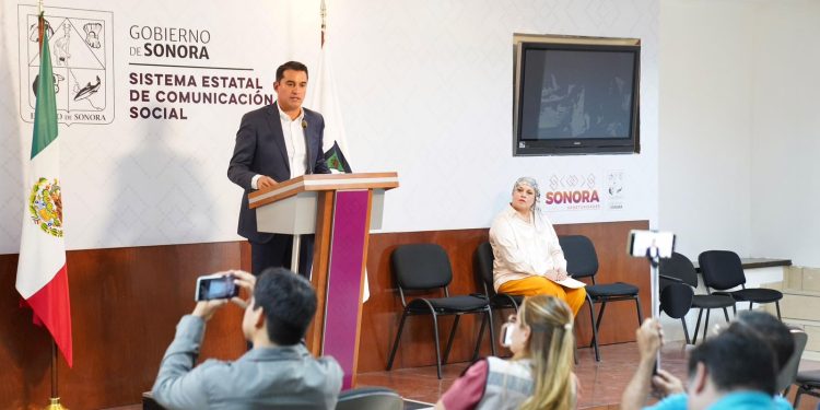 Beneficia Gobierno de Sonora a cerca de 700 mil estudiantes con seguro escolar.