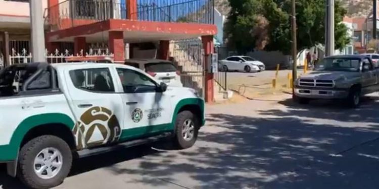 Desalojan guardería por conato de incendio en alcantarilla.