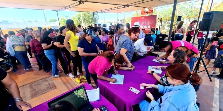 Lleva Gobierno del Estado “Brigada DIF Sonora para Ti” al sur de HMO.