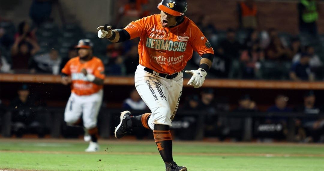 Del brazo de Stock y el bateo de Reivaj los campeones Naranjeros pegan primero en el Clásico sonorense.