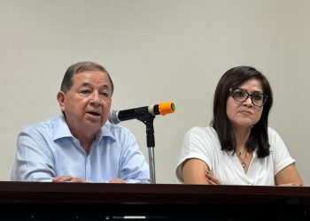 Presenta propuestas para la transformación de la Universidad de Sonora Cuauhtémoc González Valdez.