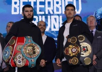 ¡Artur Beterbiev arrebata invicto a Bivol y es nuevo ‘rey’ del semipesado!