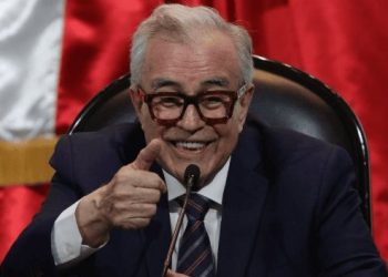 “Puedo ayudar a juntar las firmas para revocación en mi contra”: Rocha Moya