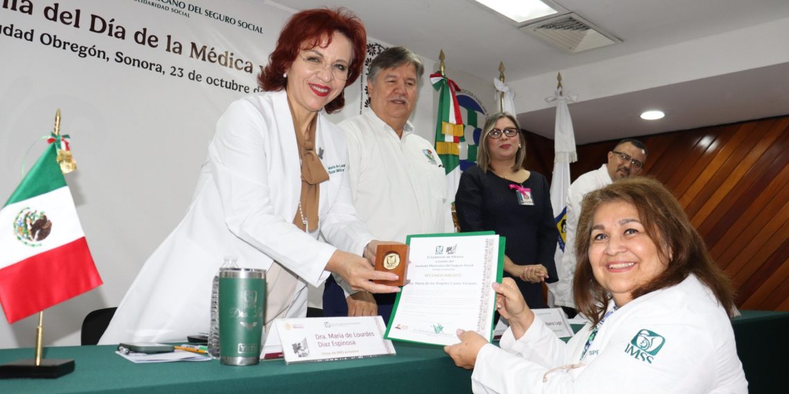 Celebra IMSS en Sonora a Médicas y Médicos en su Día.