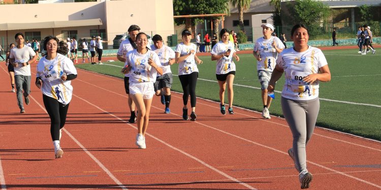 Celebra Unison tercera Carrera de Aniversario.