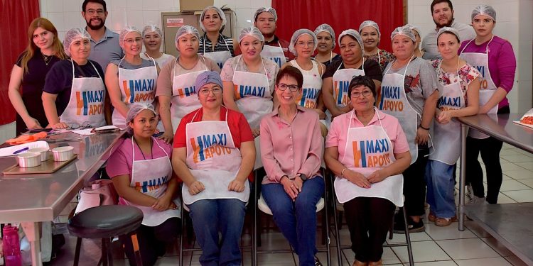 Se consolida en la comunidad hermosillense el programa Maxi Apoyo.