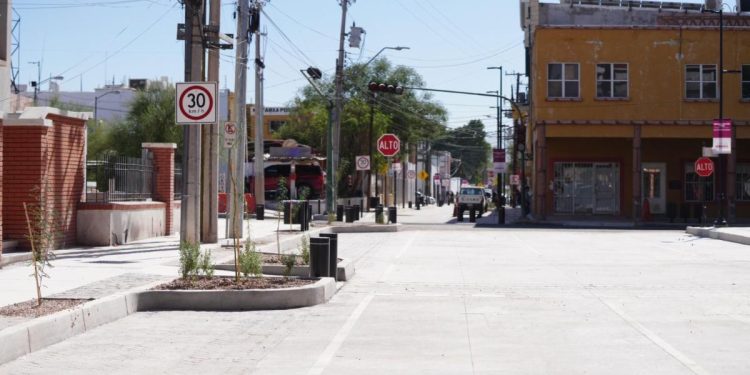 Gobierno de Sonora rescata centro cívico de Hermosillo con modernización de calles.