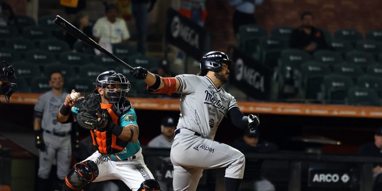 Naranjeros de Hermosillo cayó 6-4 en el arranque de la serie ante Sultanes en la capital sonorense.