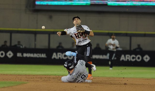 Naranjeros cayó ante Sultanes en el tercero de la serie.