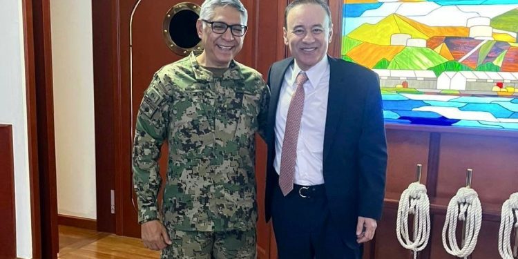 Gobernador Durazo y SEMAR refuerzan acciones para desarrollo de infraestructura en Sonora.