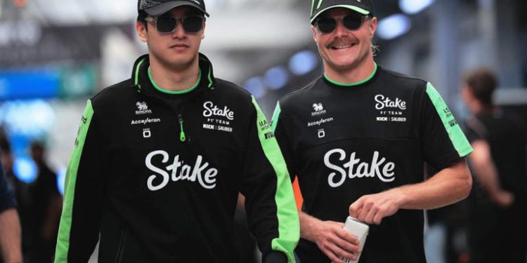 Fórmula 1: Sauber confirma salida de Bottas y Zhou; Gabriel Bortoleto será su nuevo piloto.