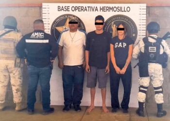 Rescatan a dos menores y detienen a tres personas tras cateo en Hermosillo.