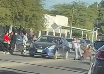 Atropellan a manifestantes en Hermosillo.